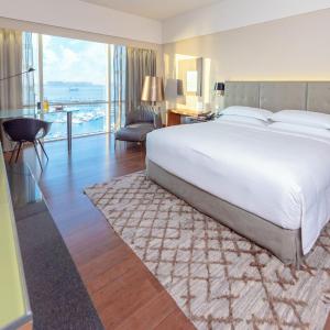 Club King Room with Sea view