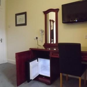 Deluxe Double Room with Shower