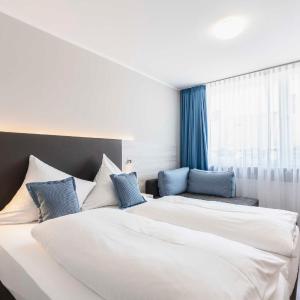 Double or Twin Room with Extra Bed