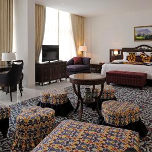 Presidential Suite