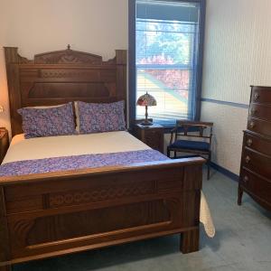 Queen Room with Shared Bathroom
