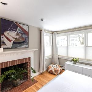 Deluxe King Suite