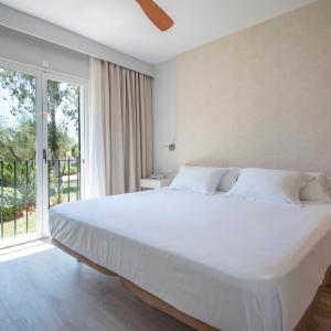 Suite with Garden and Spa Access