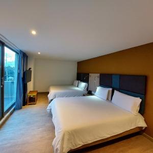 Standard Double Suite