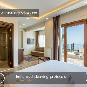 Superior Triple Room with Sea View