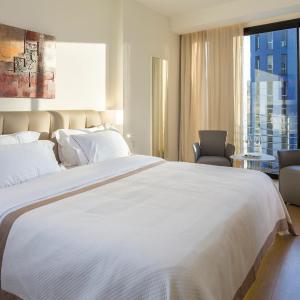 Deluxe Room With Window