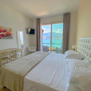 King Room with Lake View