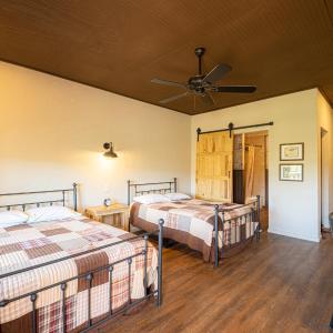 Cabin 1 - Two Full Beds with Private Bathroom & Balcony