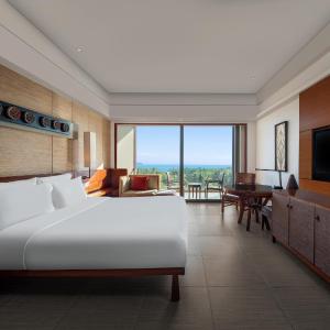 Deluxe Ocean View King