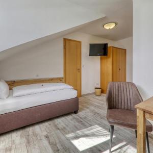 Single Room with Shower