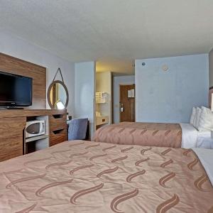 Queen Room with Two Queen Beds - Non-Smoking