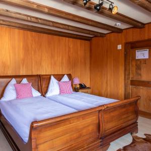 Standard Double Room with Bath