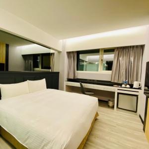 Standard Double Room (Check-in after 15:00)