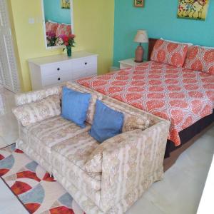 Studio Apartment with Sea View