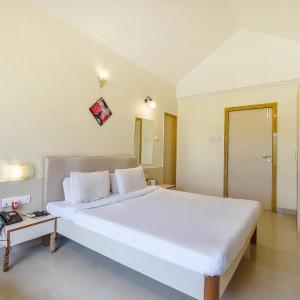 Deluxe Double Room with Balcony and Sea View