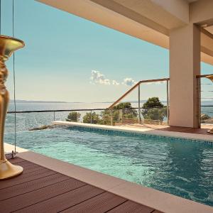 Suite with Private Pool