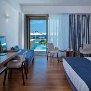 Superior Double Room with Sea View and Private Pool