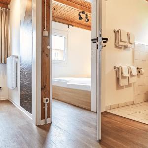 Two-Bedroom Holiday Home (1-4 Adults)
