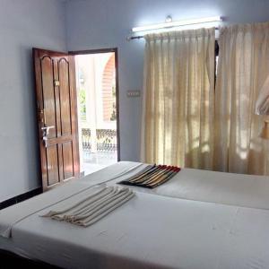Standard Double or Twin Room with Fan