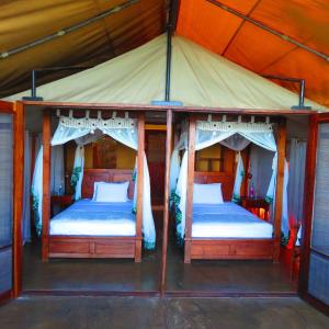 Luxury Twin Tent with Lake View