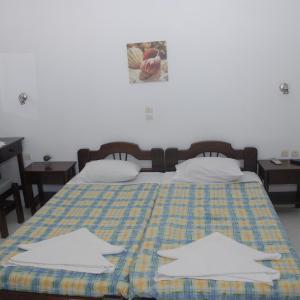 Studio (2 Adults)
