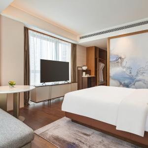 King Room with City View
