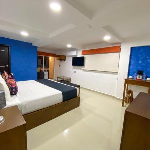 Deluxe Double or Twin Room with Balcony