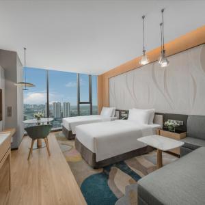 Standard Double Room with Two Double Beds - High Floor