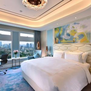 Collection Room with City View
