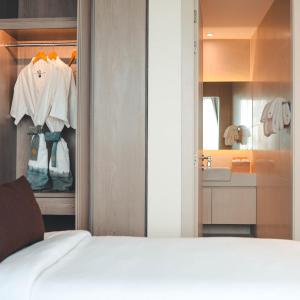 Large Double or Twin Room