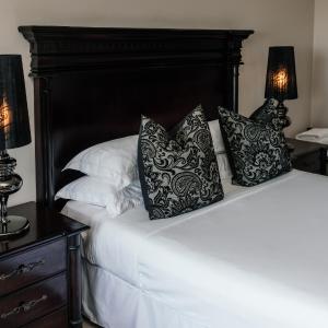 Deluxe Room with Sea View