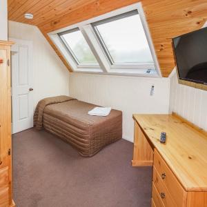 Three-Bedroom Villa - Split Level