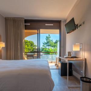 Seaside Double Room with terrace