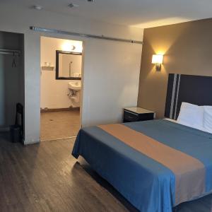 Single Room - Disability Access