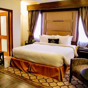 King Room with Garden View