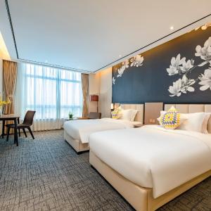 Queen Suite