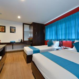Deluxe Twin Room with Balcony