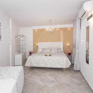 Family Two-Bedroom Apartment with Terrace
