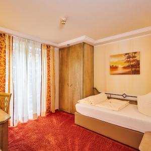 Economy Single Room