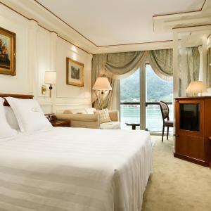 Double Room with Lake View