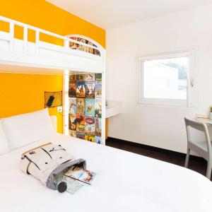 Premium Triple Room with Shared Bathroom
