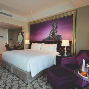 Executive Club Grand Deluxe Room