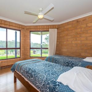 Three-Bedroom Lodge