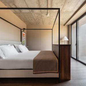 Junior Suite with Balcony