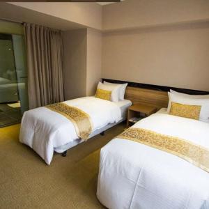 Superior Twin Room (Check-in after 21:00)