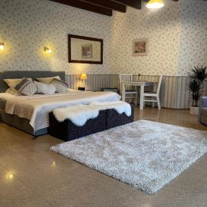 Suite with Spa Bath