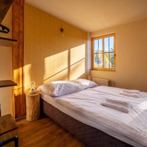 Double or Twin Room with Bathroom