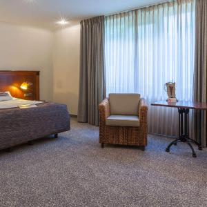 Queen Suite