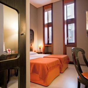 Double Room with Spa Bath