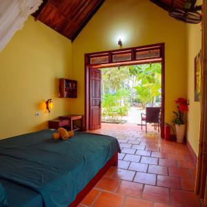Bungalow with Sea View